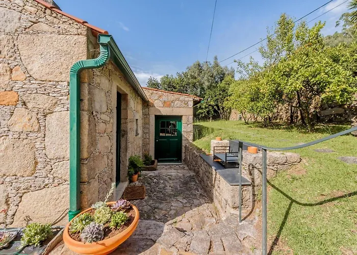 Ferienhaus Refugio Da - Riba De Ancora